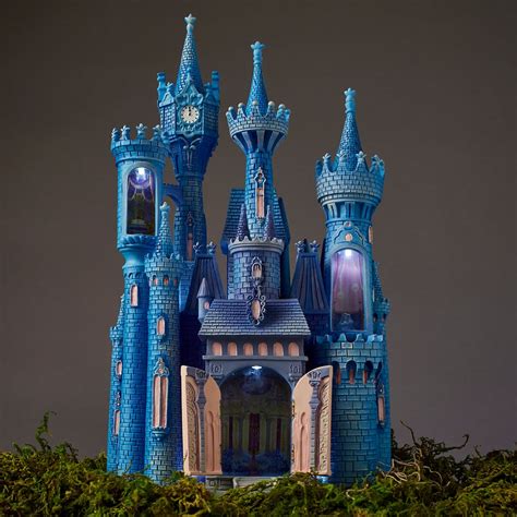 Cinderella Castle Light-Up Figurine – Disney Castle Collection ...