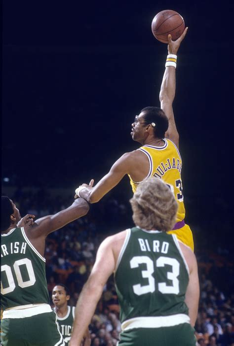 Kareem Abdul-Jabbar’s skyhook shot, reviewed - SBNation.com