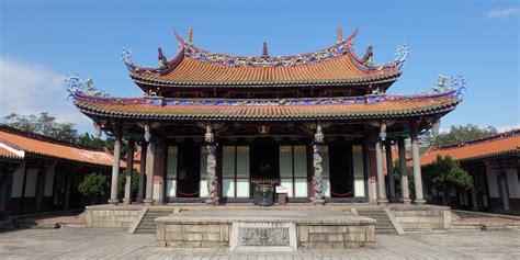 Formosa Guide: Taipei Confucius Temple (臺北孔子廟)