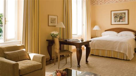 Four Seasons Milan - Hotels & Style