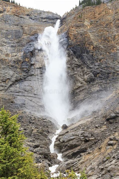 Takakkaw Falls in British Columbia Stock Photo - Image of takakkaw ...