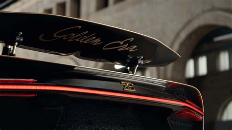 The Bugatti Chiron "Golden Era" Is A One-Off Painted By Hand