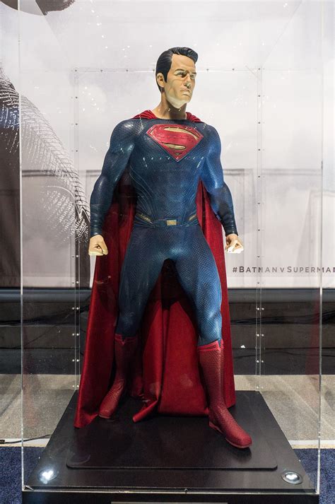 Get up close and personal with Batman v Superman costumes at NYCC | Polygon