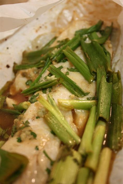 Soy Glazed Cod Baked in Parchment Paper | Recipe | Fish recipes healthy ...