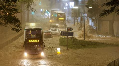 Hong Kong 'black' rainstorm: Widespread flash flooding after heaviest rainfall since 1884 | CNN