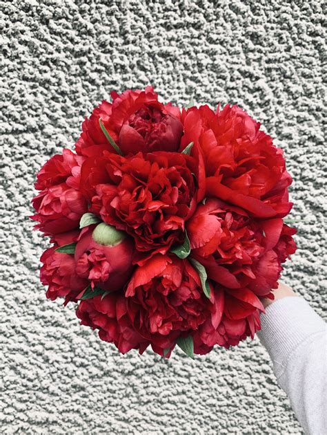 Red bouquet red peonies | Red bouquet, Red peonies, Glam wedding