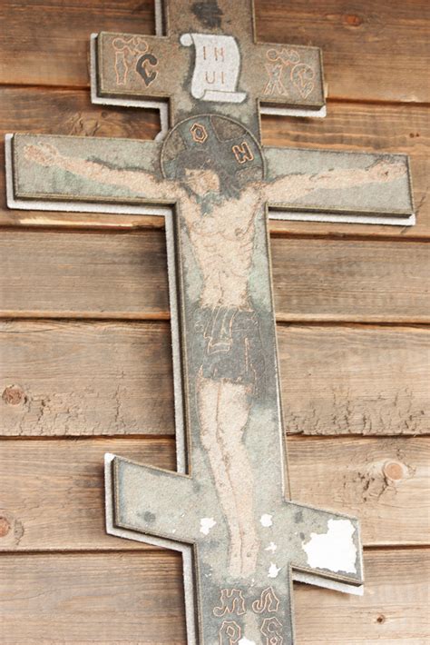 Russian orthodox cross outside a church in Barentsburg | Flickr