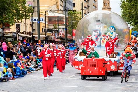 10 Incredible Ways to Celebrate Christmas In Australia