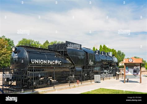 Idaho, Boise Union Pacific Depot, Mikado-type steam locomotive, Engine ...