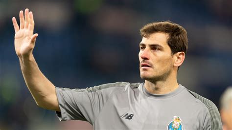 Football news - Iker Casillas extends Porto contract, wants to retire ...