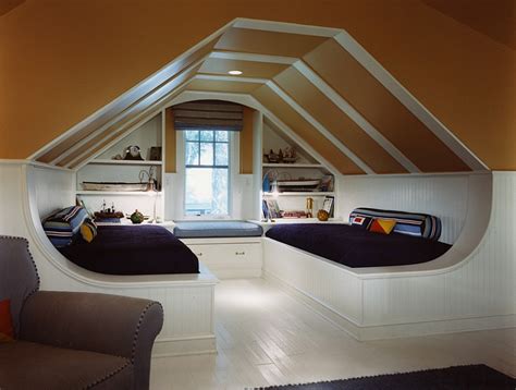 How To Decorate Rooms With Slanted Ceiling, Design ideas