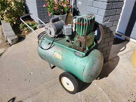 Best 20 Gallon Air Compressor for sale in Regina, Saskatchewan for 2023