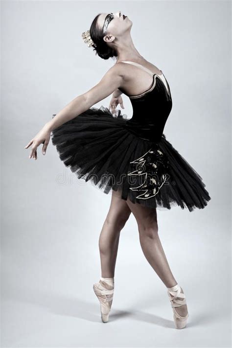 Black Swan Ballet Dancer. Ballerina performing in a black tutu , #Aff ...