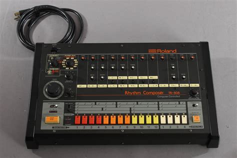 1982 Roland TR-808 Rhythm Composer Vintage Drum Machine | Guitar Chimp