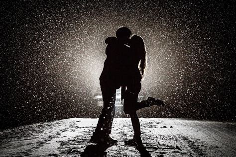 Couple Kissing in Snow Wallpaper,HD Love Wallpapers,4k Wallpapers,Images,Backgrounds,Photos and ...