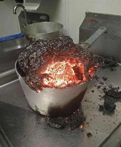 15 Hilarious Cooking Fails That’ll Make Even The Worst Cook Feel Better – Pulptastic