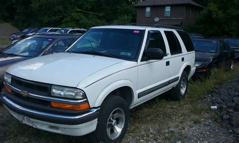 2001 Chevy Blazer - White | Auctions Online | Proxibid