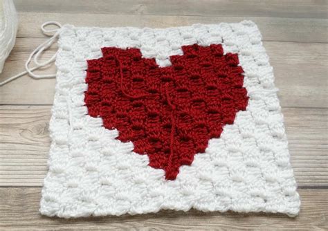 Crochet Heart - Easy C2C (corner to corner) Heart Square pattern - All Crafts Channel