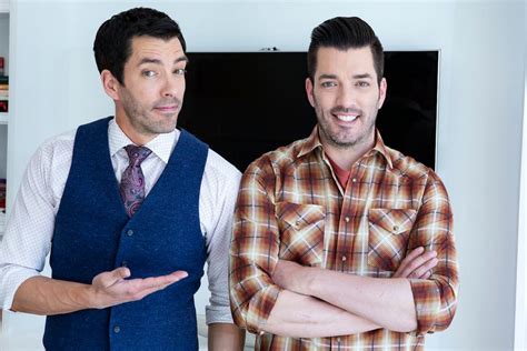 'Property Brothers' Drew and Jonathan Scott Once Revealed the Funny Way Their Mom Tells Them Apart