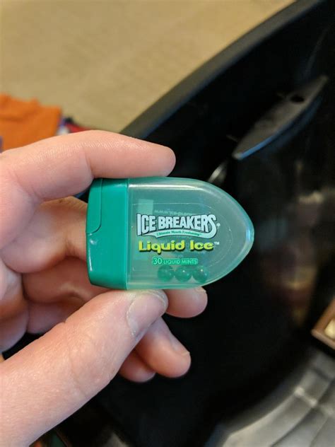 It's liquid. It's ice. It's ice breakers liquid ice! : r/nostalgia