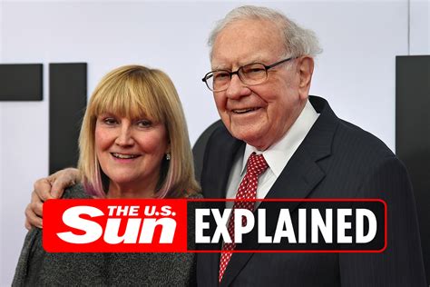 Who is Warren Buffett's wife Susan? | The US Sun