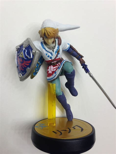 Skyward Sword Link amiibo I painted : r/gaming