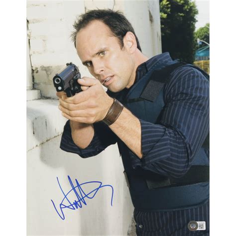 Walton Goggins Signed "The Shield" 11x14 Photo (Beckett) | Pristine Auction