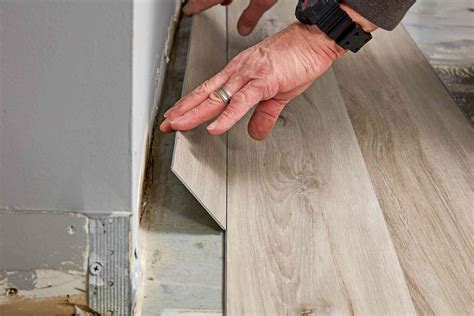 How to Install Vinyl Plank Flooring