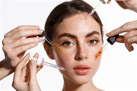 Make the most of your skin serum with these application techniques | The Optimist Daily