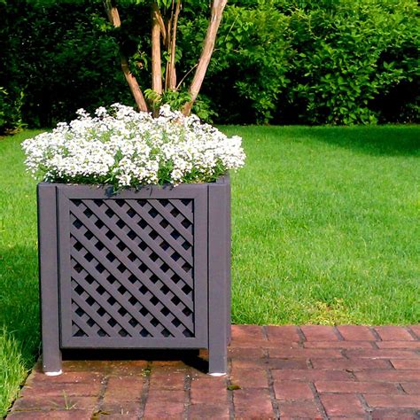 A DIY project for hubby and I! Make this to hide outdoor speakers. | Outdoor speakers backyards ...