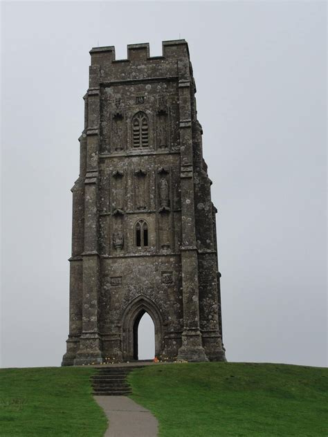 Glastonbury Tor | Glastonbury tor, Magical places, Tower bridge