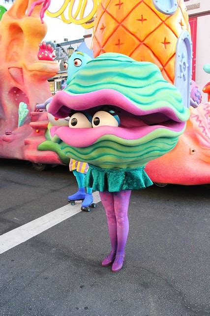 SpongeBob SquarePants - Universal's Superstar Parade | Flickr - Photo Sharing!