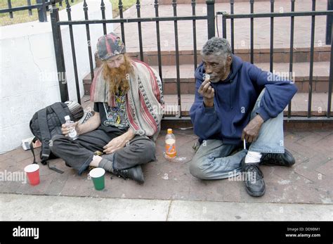 Vagrants hi-res stock photography and images - Alamy