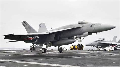 Aircraft Carrier: F-18 Super Hornet Landings, Flight Deck Operations - YouTube