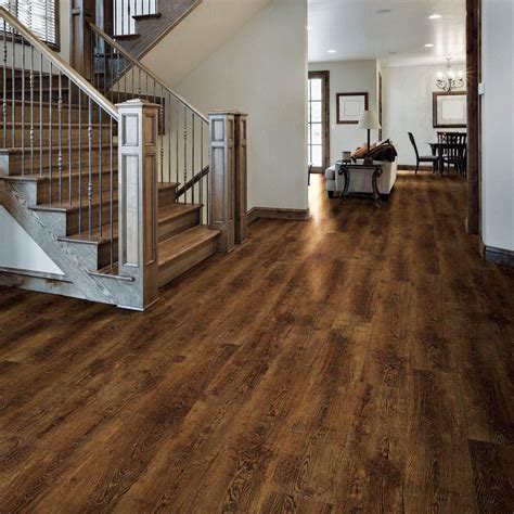 Rustic Oak Vinyl Plank Flooring