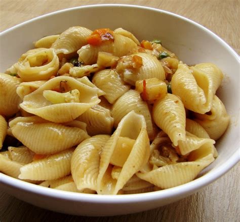 Super Yummy Recipes: Jumbo Shell Pasta With Delighful Soupy Flavor