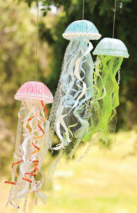 Project: Jiggling jellyfish | Summer crafts, Summer crafts for kids, Crafts for kids