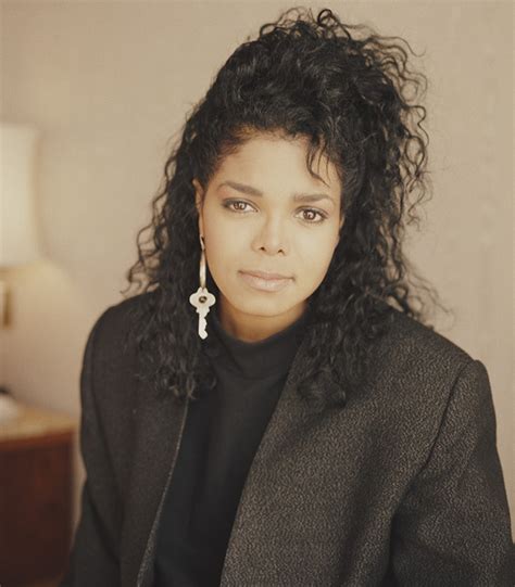 Best Photos of Janet Jackson from the 1990s - Pics of Janet Jackson '90s