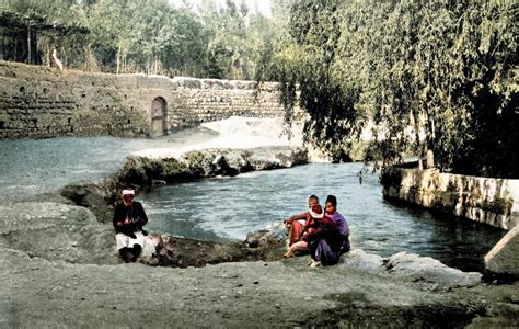 Abana river passing the gardens