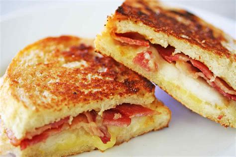 The History of the Grilled Cheese Sandwich – Greenspan's Grilled Cheese