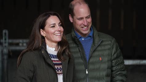 Prince William and Kate Middleton Mark 10 Years of Marriage With Cute ...