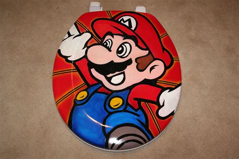 Mario Bros - Mario - Toilet Seat | Super mario and luigi, Custom airbrushing, Mario and luigi