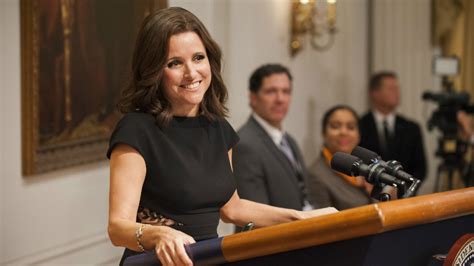 Julia Louis-Dreyfus Back on 'Veep' Set for Final Season