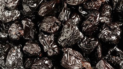 Looking for a healthy, filling snack? Prunes could reduce hunger ...