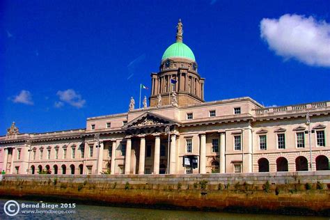 Famous Dublin Buildings Worth Exploring