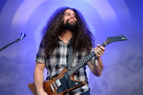 Everyone wants to tell Coheed and Cambria’s Claudio Sanchez how to conditionhis hair – Metro US