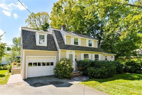 Westwood, MA Real Estate - Westwood Homes for Sale | realtor.com®