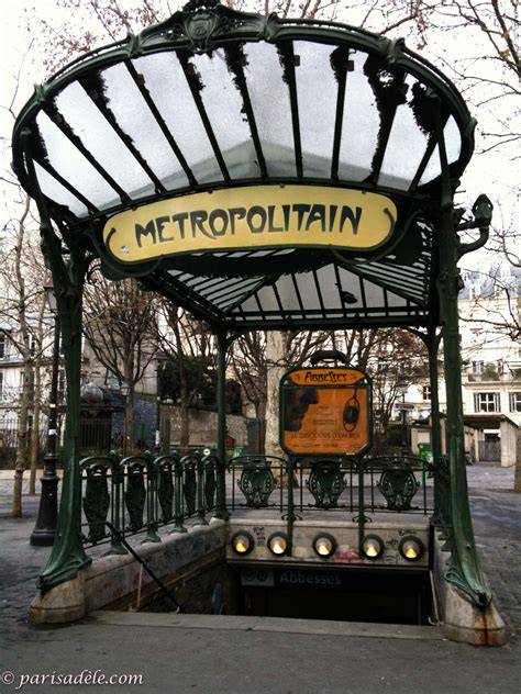 Porte Dauphine Métro | Paris Adèle