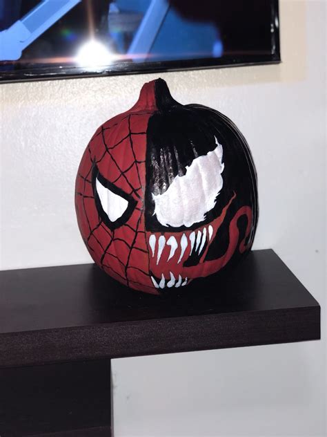 Venom Pumpkin Painting - Painters Legend