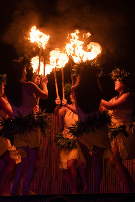 Hawaiian Fire Dancers at the Ahi Lele Fire Show: Kauai Luau Review